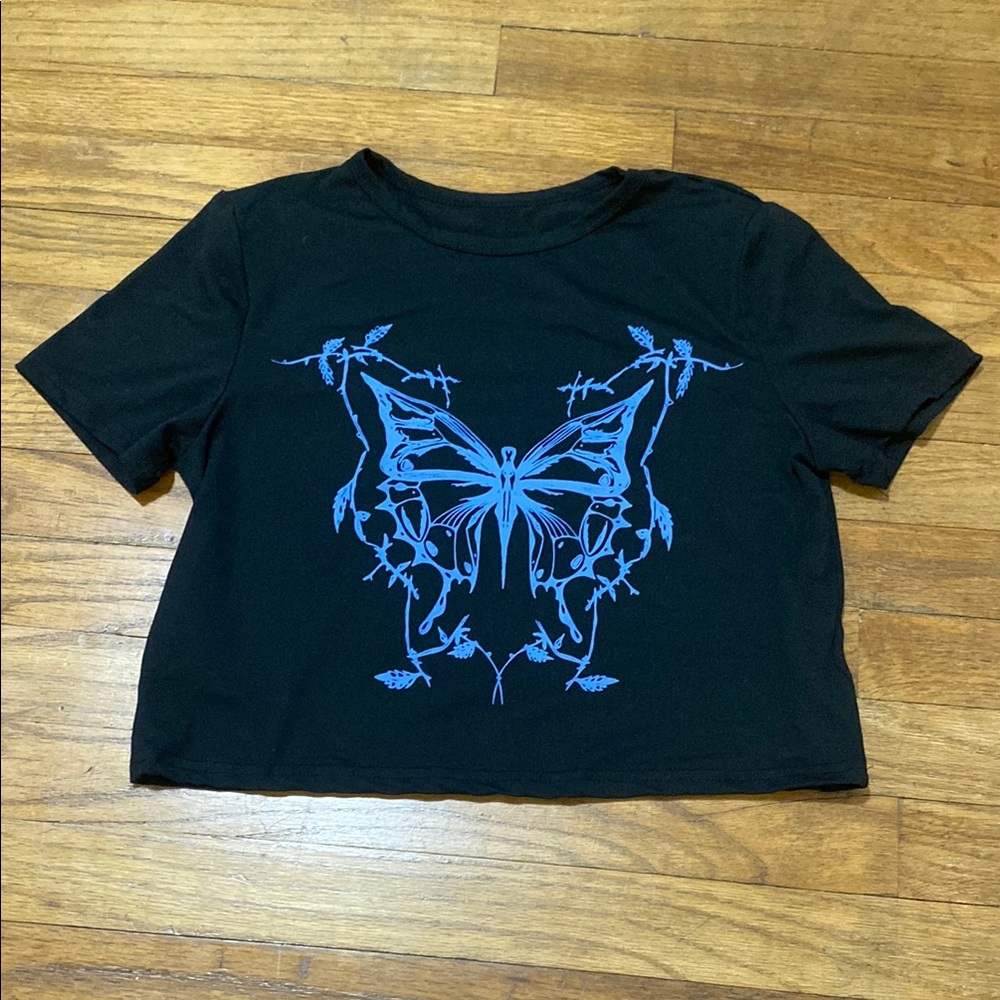 SHEIN Graphic Black and Blue Crop Top